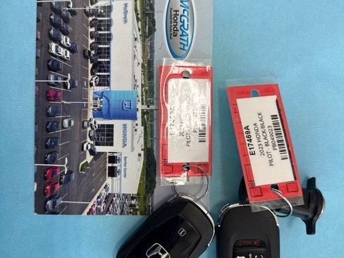 Used 2023 Honda Pilot Elite image 4