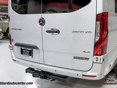 Used 2020 Mercedes-Benz Sprinter 3500 image 32