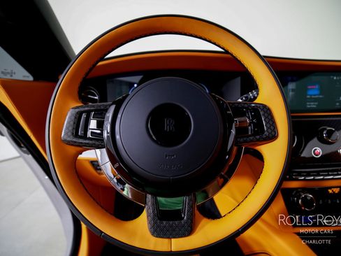 Used 2025 Rolls-Royce Spectre Black Badge w/ Spectre Enhancement Package image 15