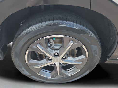 Certified 2024 Honda HR-V EX-L image 33