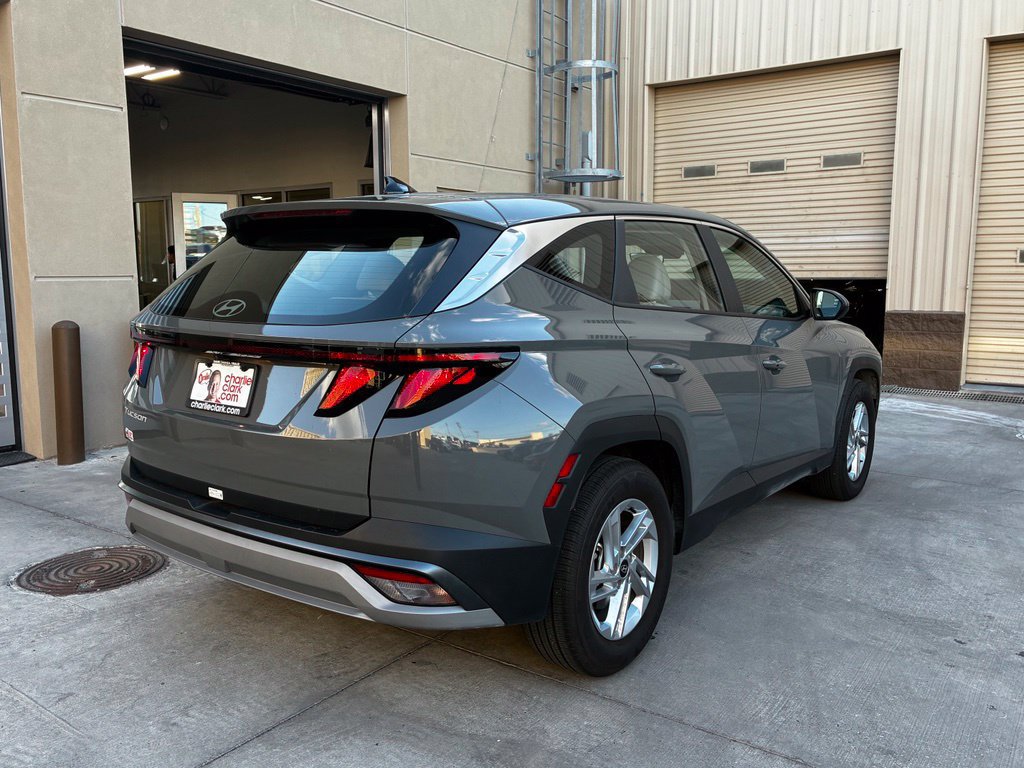 Used 2026 Hyundai Tucson SE FWD image 5