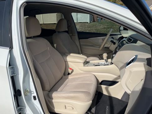 Used 2017 Nissan Murano SV image 22