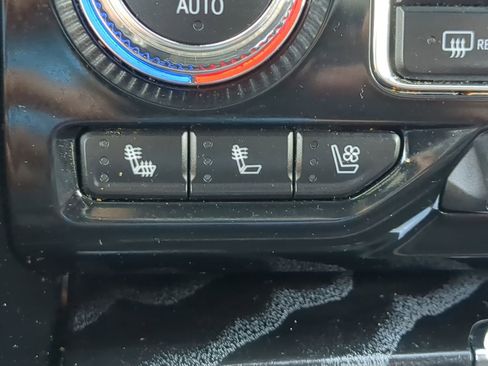 Used 2023 GMC Yukon Denali w/ Denali Reserve Package image 22