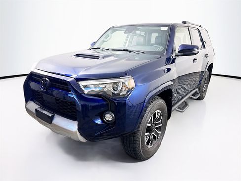 Certified 2023 Toyota 4Runner TRD Off-Road Premium image 3