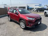 Used 2020 Toyota RAV4 XLE Premium image 4