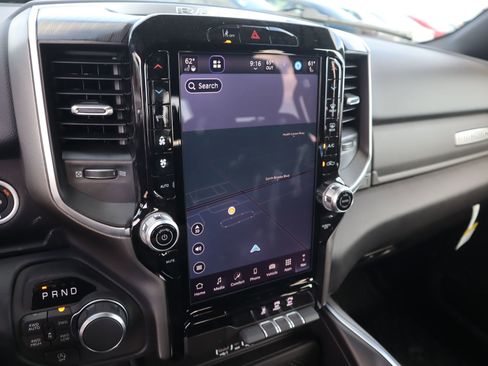 New 2026 RAM 1500 4x4 Crew Cab image 7