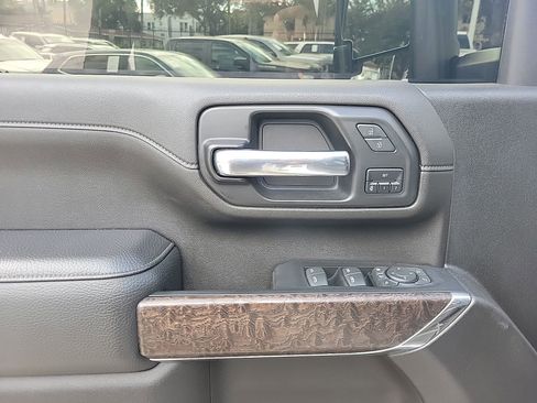 Used 2023 GMC Sierra 3500 Denali w/ Denali Ultimate Package image 24