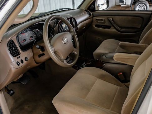 Used 2004 Toyota Sequoia SR5 image 14