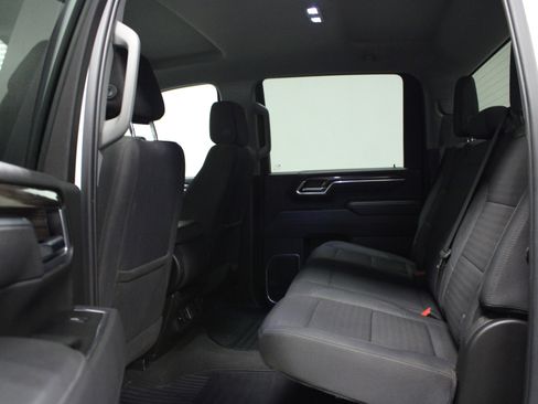 Used 2025 Chevrolet Silverado 2500 LT w/ Convenience Package image 13