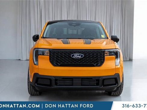 New 2026 Ford Maverick Lariat w/ Black Appearance Package image 37