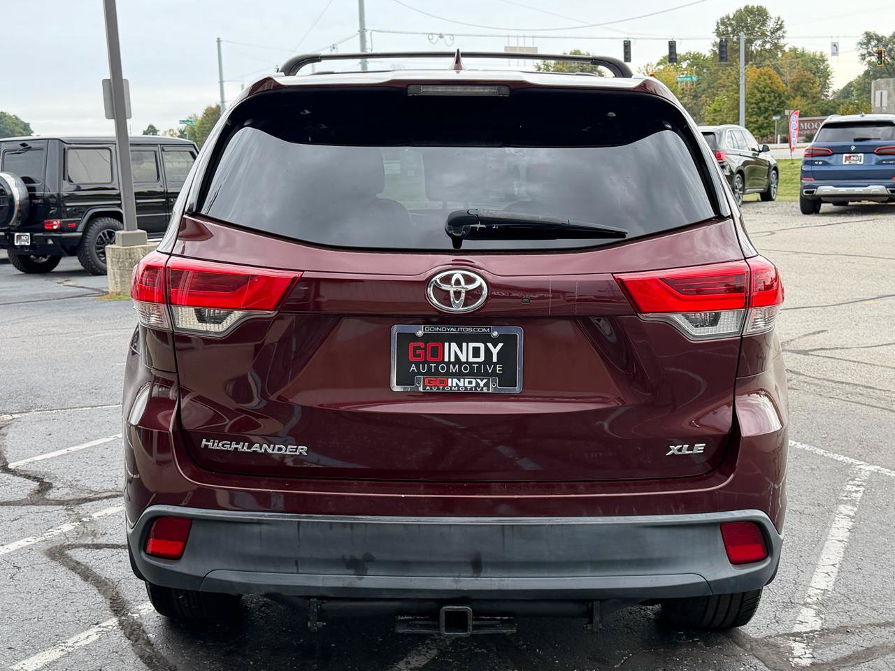 Used 2019 Toyota Highlander XLE FWD image 4