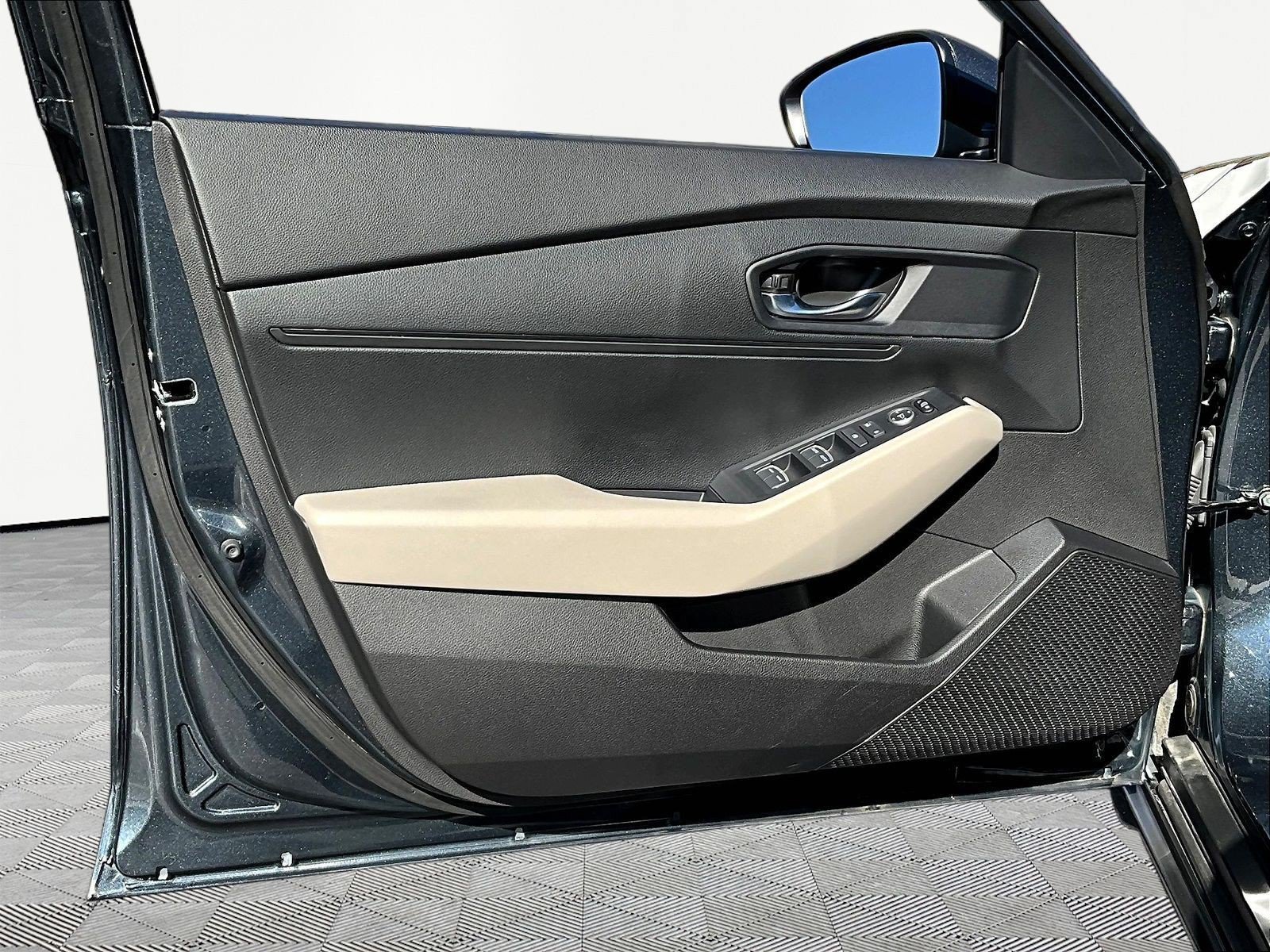 Used 2024 Honda Accord LX image 19