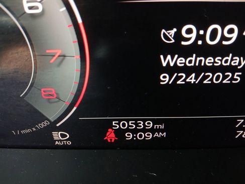 Used 2024 Audi A6 Premium Plus image 47