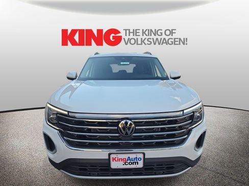 New 2026 Volkswagen Atlas SE image 2