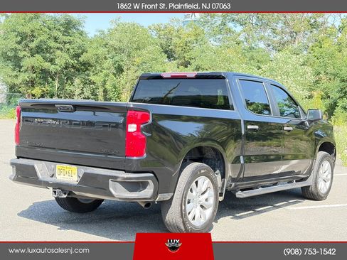 Used 2022 Chevrolet Silverado 1500 Custom RWD image 6