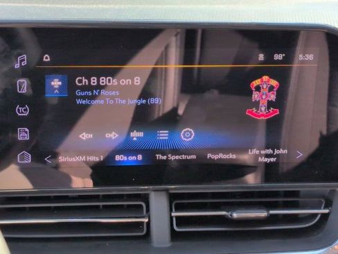 Used 2025 Chevrolet Trax LT w/ LT Convenience Package FWD image 18