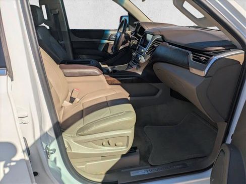 Used 2018 Chevrolet Tahoe LT image 18