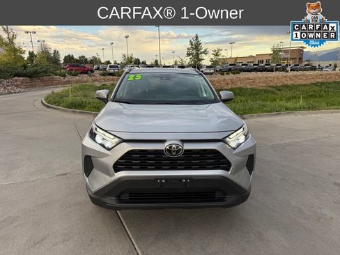 Used 2025 Toyota RAV4 XLE AWD/4WD image 2