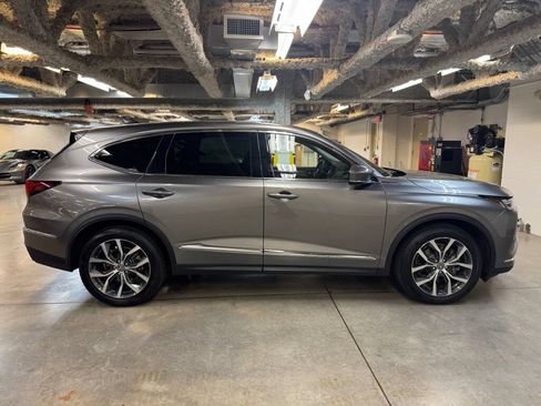 Certified 2023 Acura MDX SH-AWD w/ Technology Package image 6