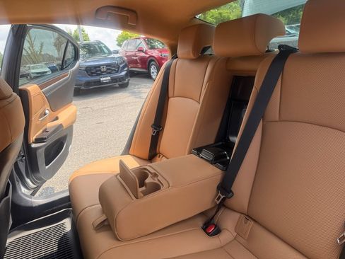 Used 2025 Lexus ES 350 w/ Premium Package FWD image 26