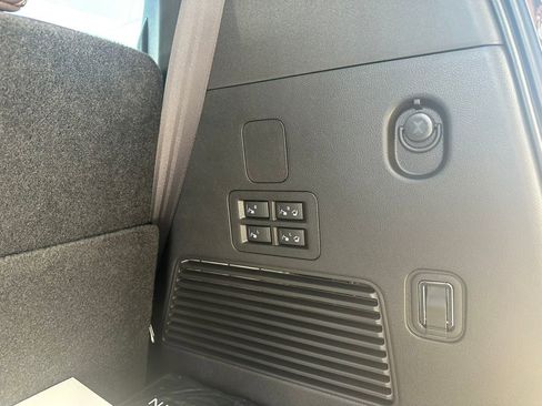 New 2026 Nissan Armada SL w/ Captain's Chari Seat Package image 32