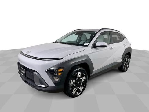 Used 2025 Hyundai Kona SEL AWD/4WD image 1