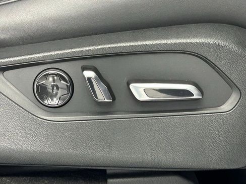 Used 2023 Acura MDX Technology image 11