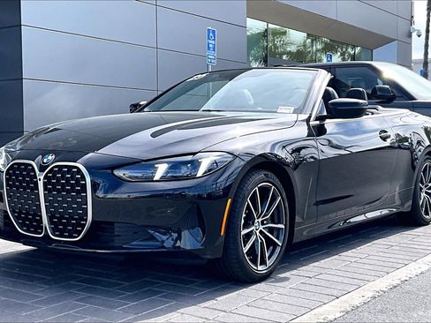 Used 2025 BMW 430i Convertible image 1