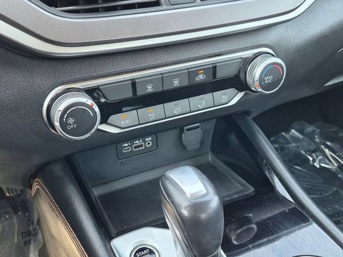Certified 2024 Nissan Altima 2.5 SR FWD image 23