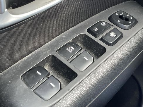 Used 2016 Kia Soul image 23