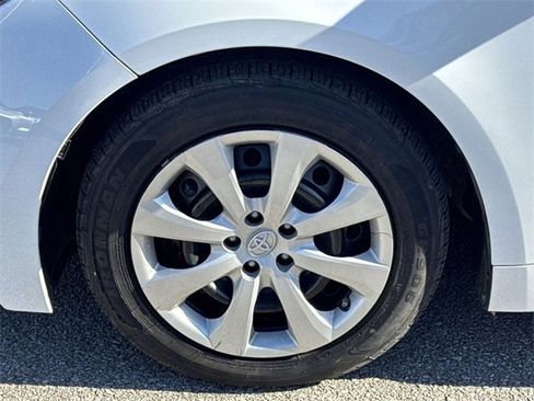 Used 2023 Toyota Corolla LE image 20