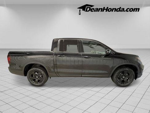 New 2026 Honda Ridgeline Black Edition image 7