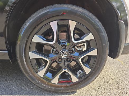 Certified 2026 Honda HR-V EX-L image 33