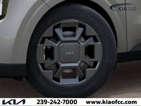 New 2026 Kia Carnival EX image 9