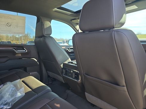 New 2026 GMC Sierra 1500 Denali w/ Denali Reserve Package image 18