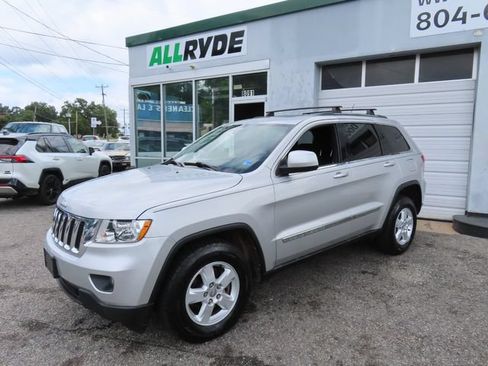 Used 2012 Jeep Grand Cherokee Laredo w/ Laredo E Group AWD/4WD image 1
