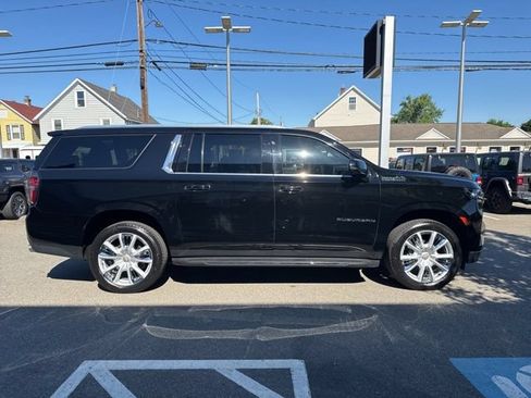 Used 2021 Chevrolet Suburban High Country AWD/4WD image 5