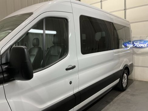 Used 2023 Ford Transit 350 XL image 5
