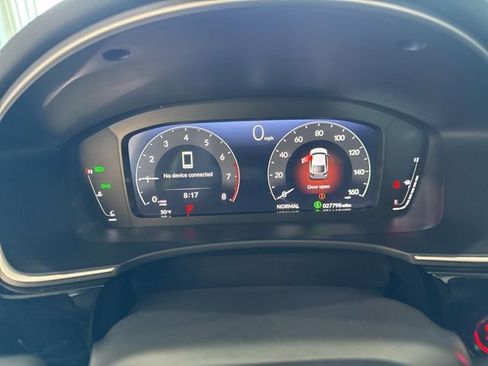 Used 2024 Honda Civic Sport Touring image 9