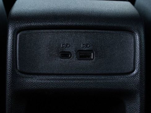 Used 2026 Chevrolet Trax RS image 35