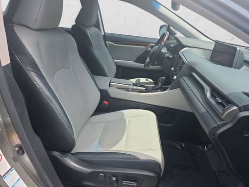 Used 2019 Lexus RX 350L AWD w/ Premium Package image 10