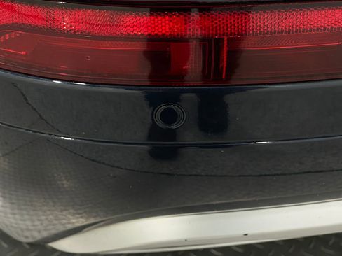 Used 2018 Audi Q5 2.0T Premium Plus w/ Premium Plus Package image 13