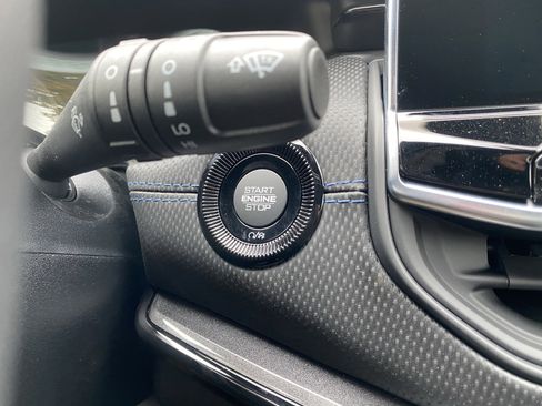 New 2026 Jeep Compass Limited image 16