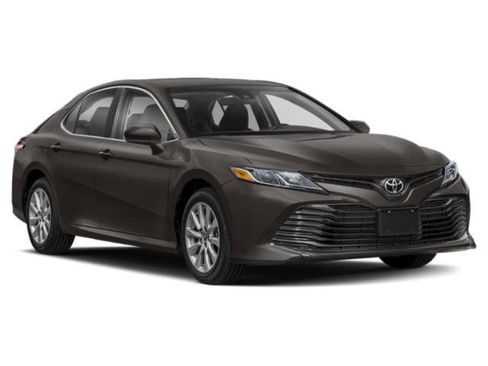 Used 2020 Toyota Camry LE FWD image 6