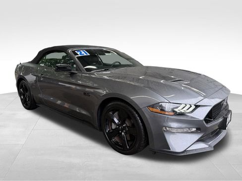 Used 2021 Ford Mustang GT Premium w/ Equipment Group 401A RWD image 3