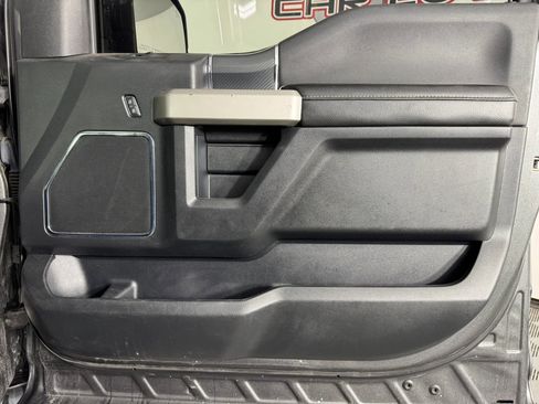 Used 2020 Ford F150 Lariat w/ Equipment Group 502A Luxury image 44