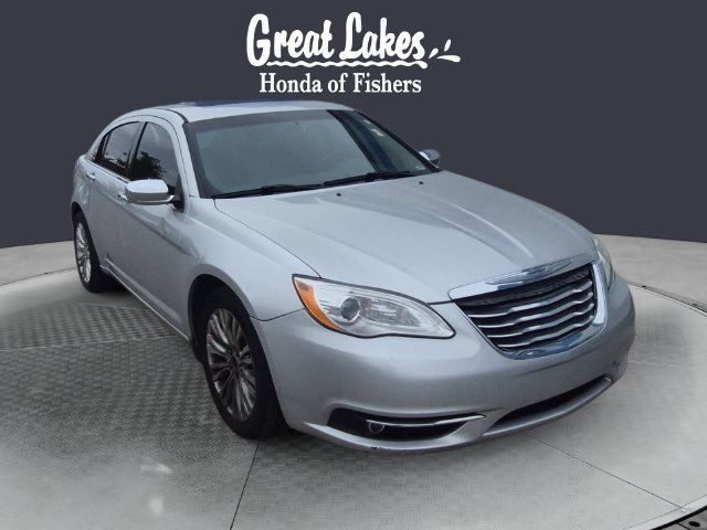 Used 2011 Chrysler 200 Limited FWD image 7
