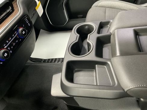 Used 2026 Chevrolet Silverado 1500 LT AWD/4WD image 24