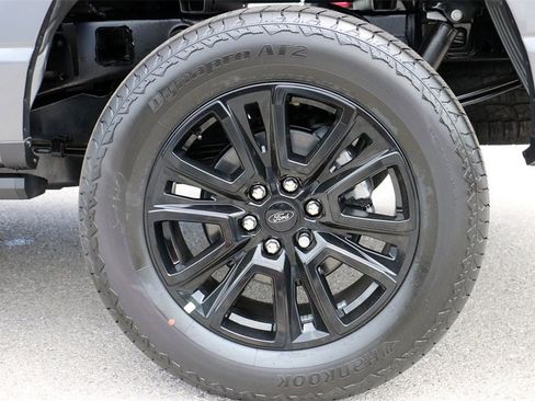 New 2025 Ford F150 Platinum w/ Equipment Group 702A High image 9