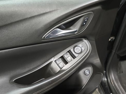 Used 2023 Buick Encore GX Select image 9